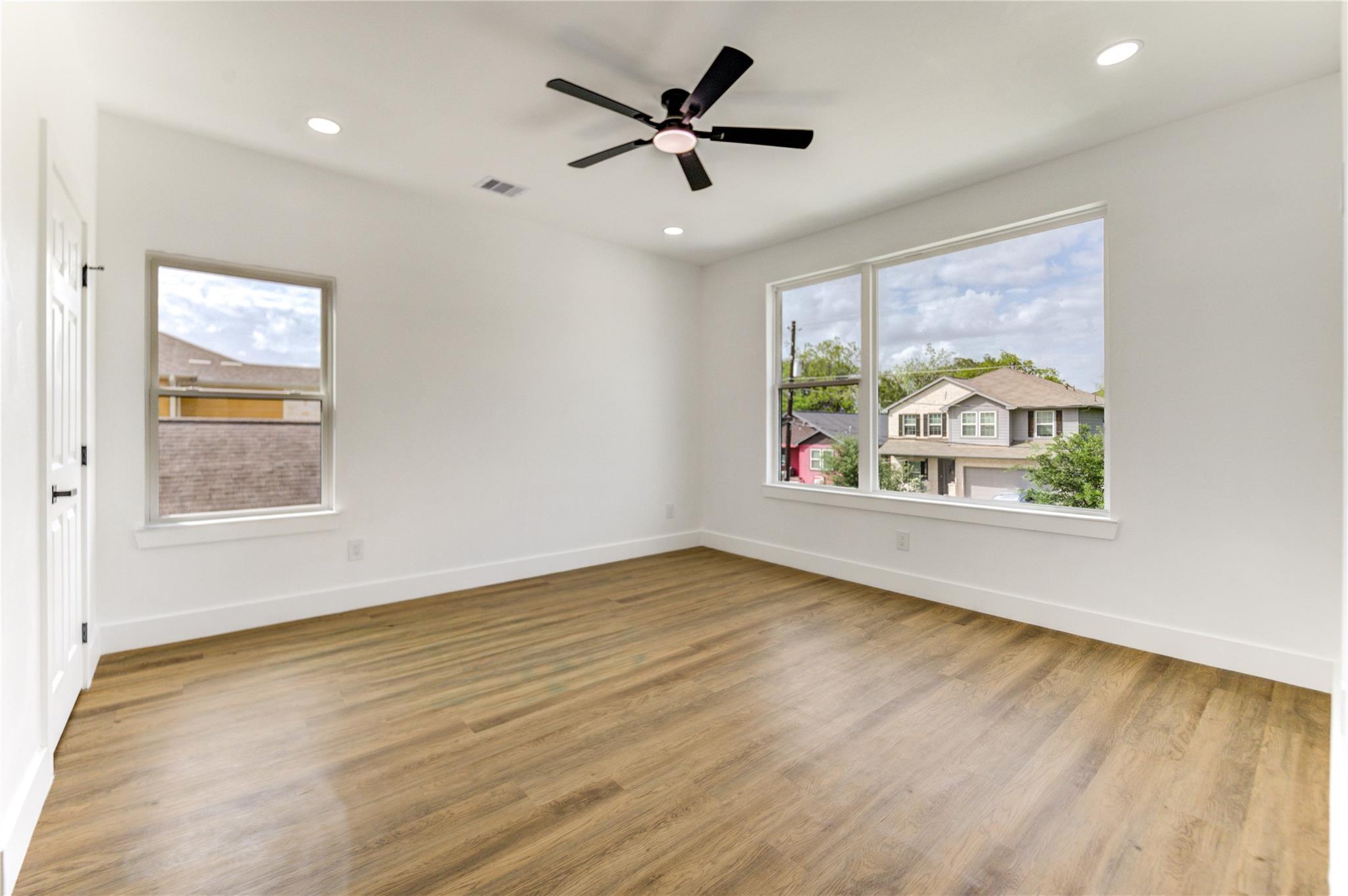 4554 Newberry Street Unit: A/B