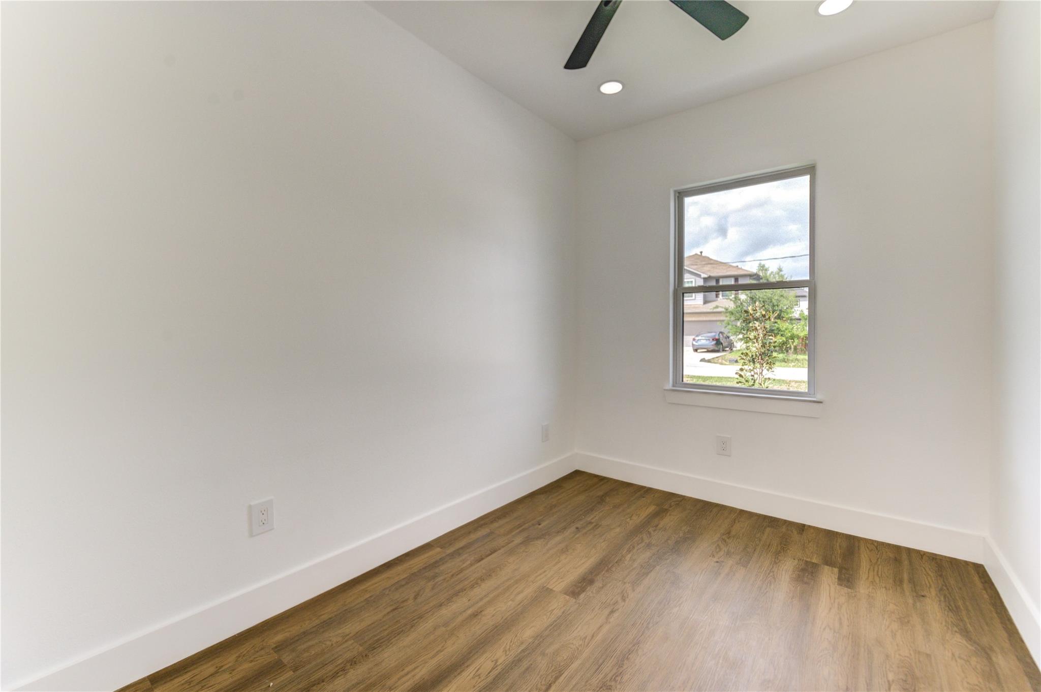 4554 Newberry Street Unit: A/B