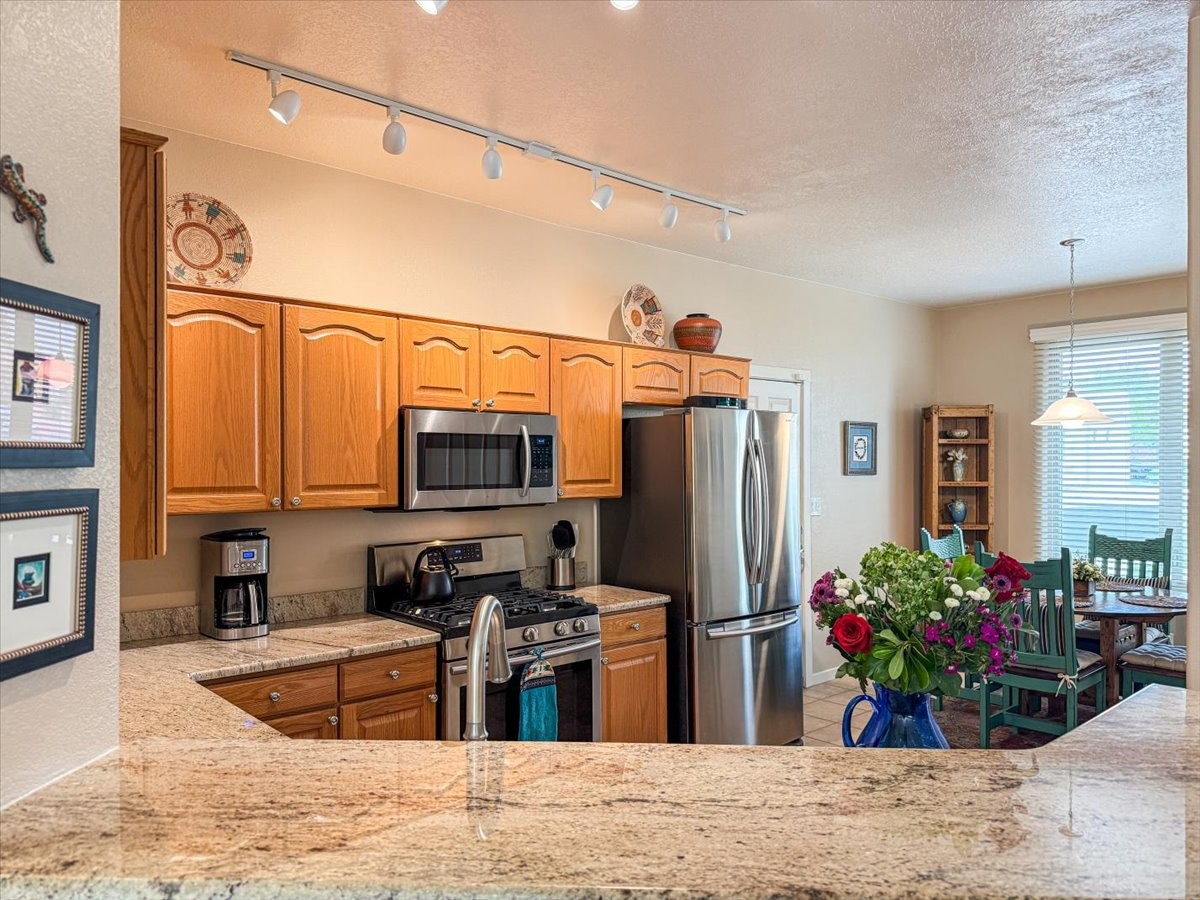 4 Purple Crow Place