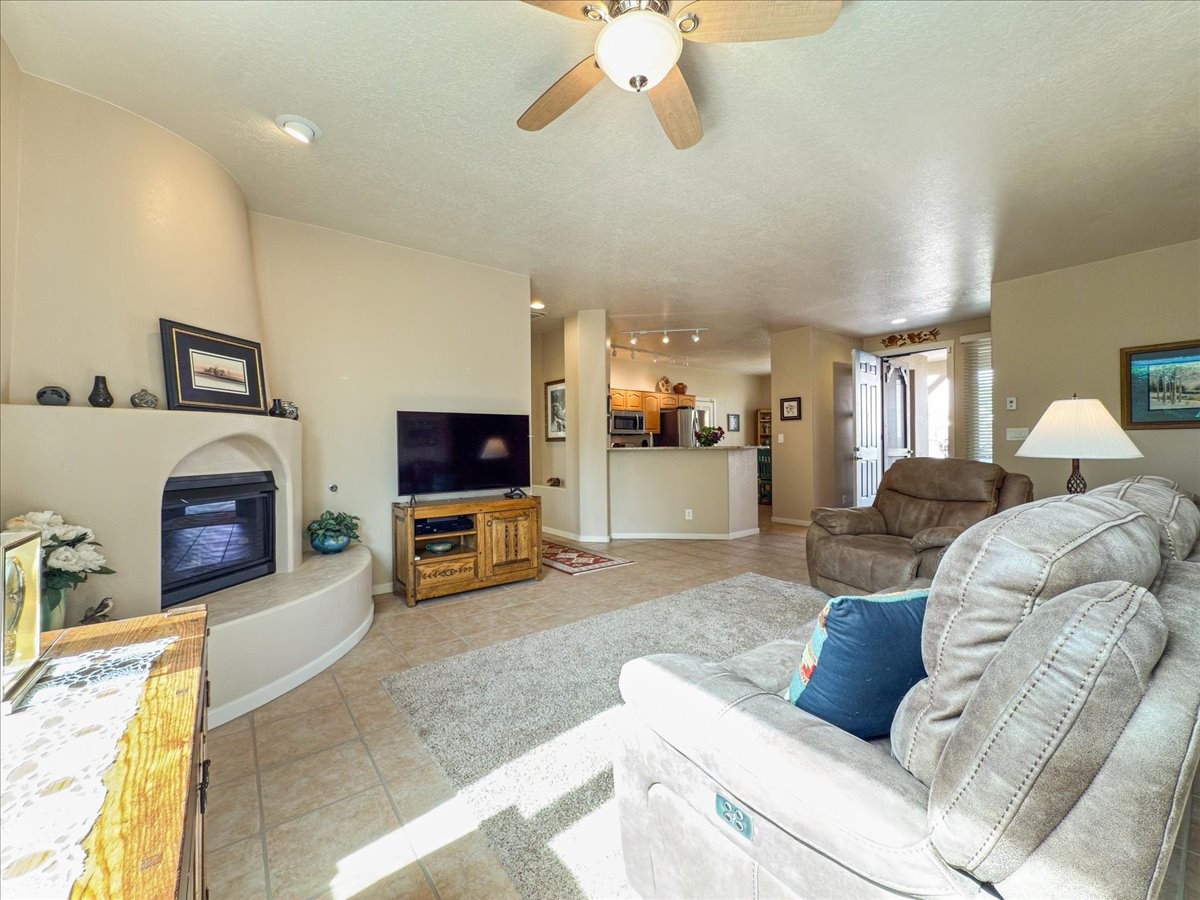 4 Purple Crow Place