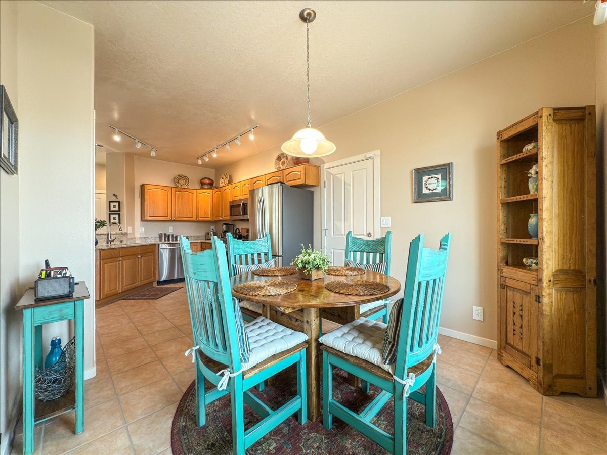 4 Purple Crow Place