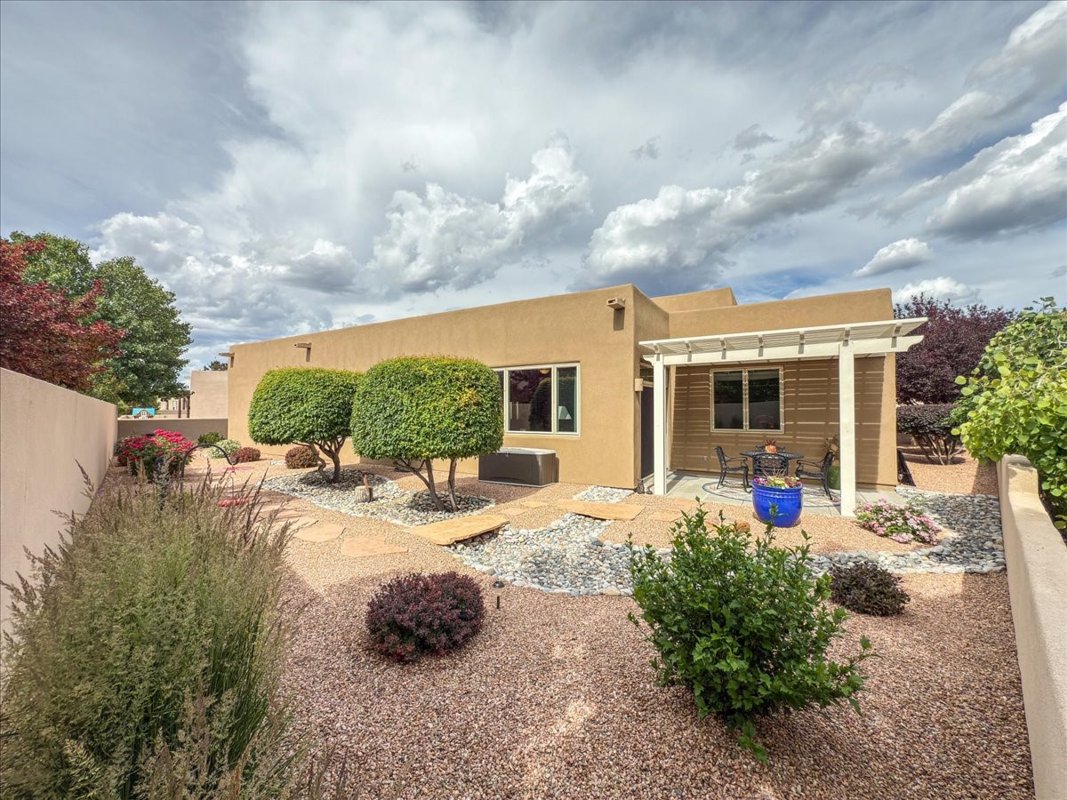 4 Purple Crow Place