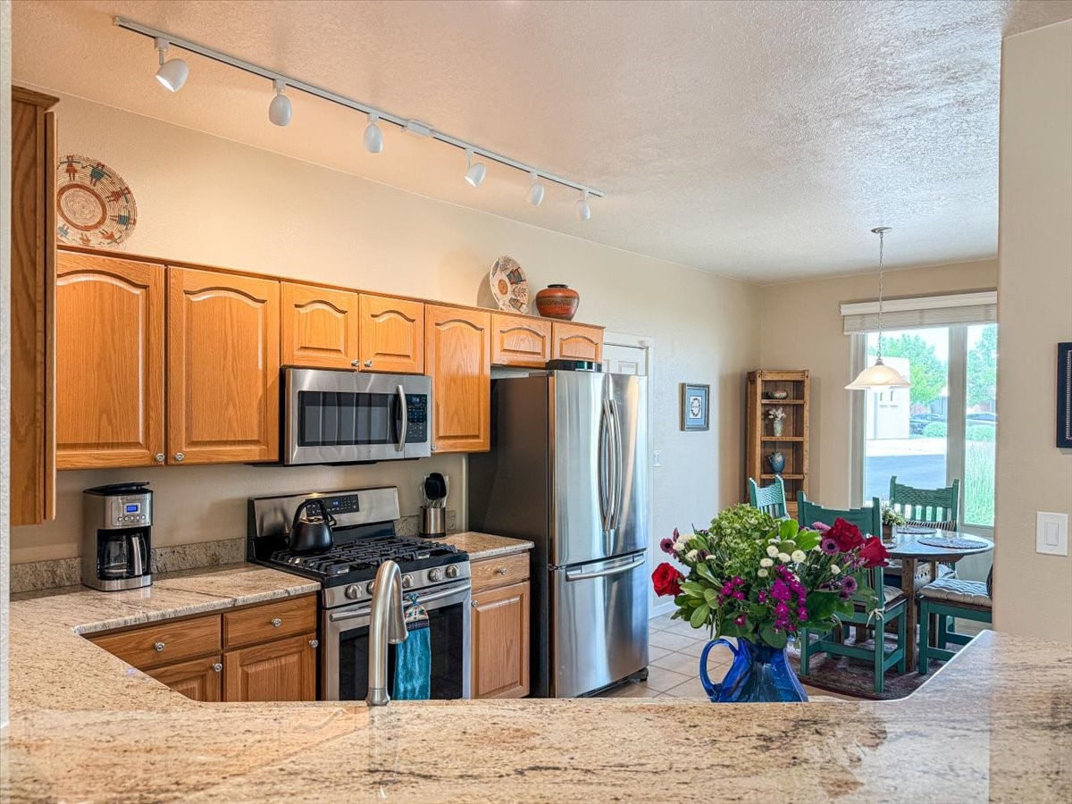 4 Purple Crow Place