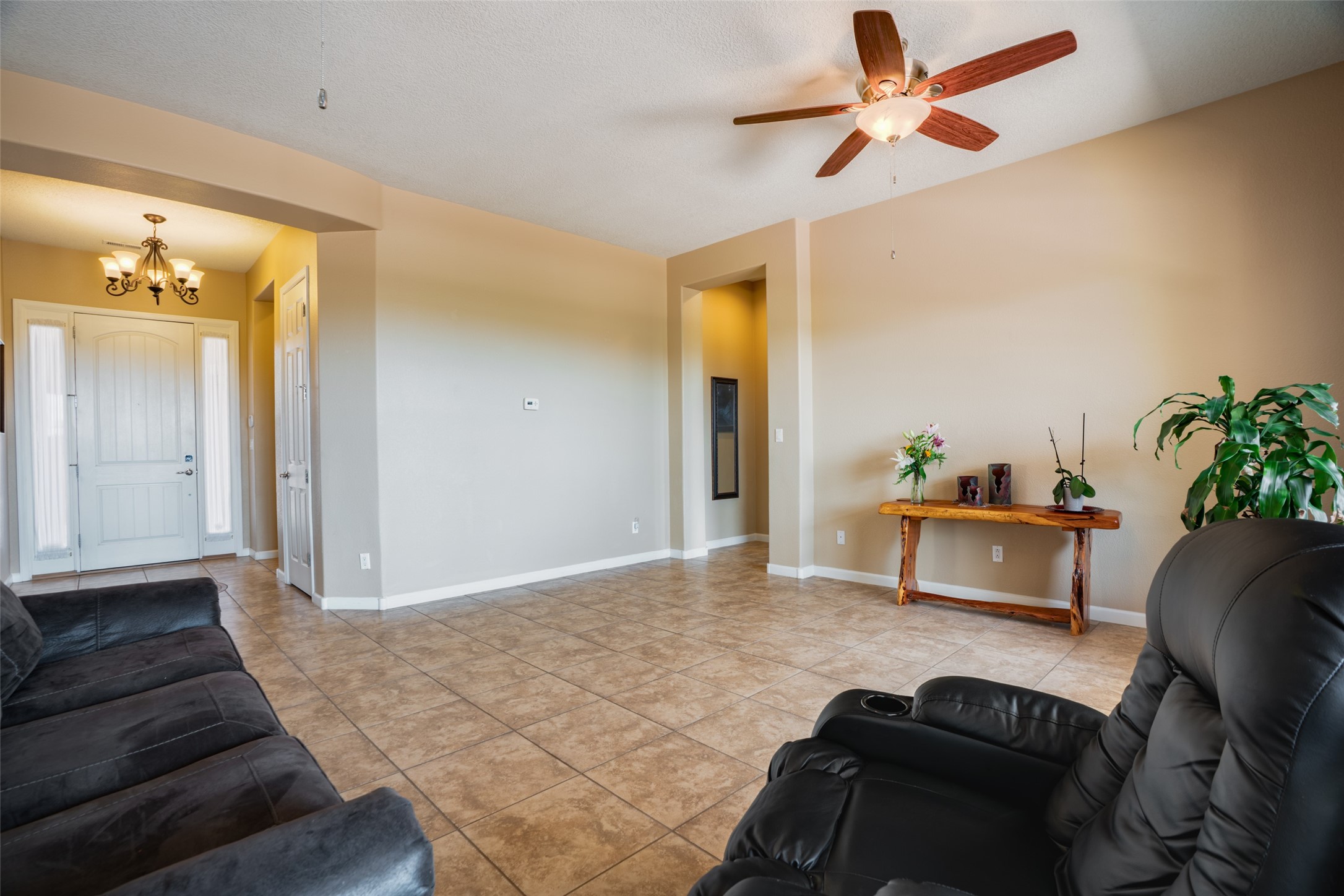 3726 Linda Vista
