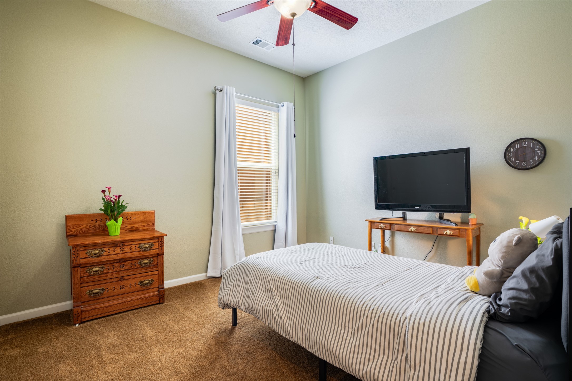 3726 Linda Vista