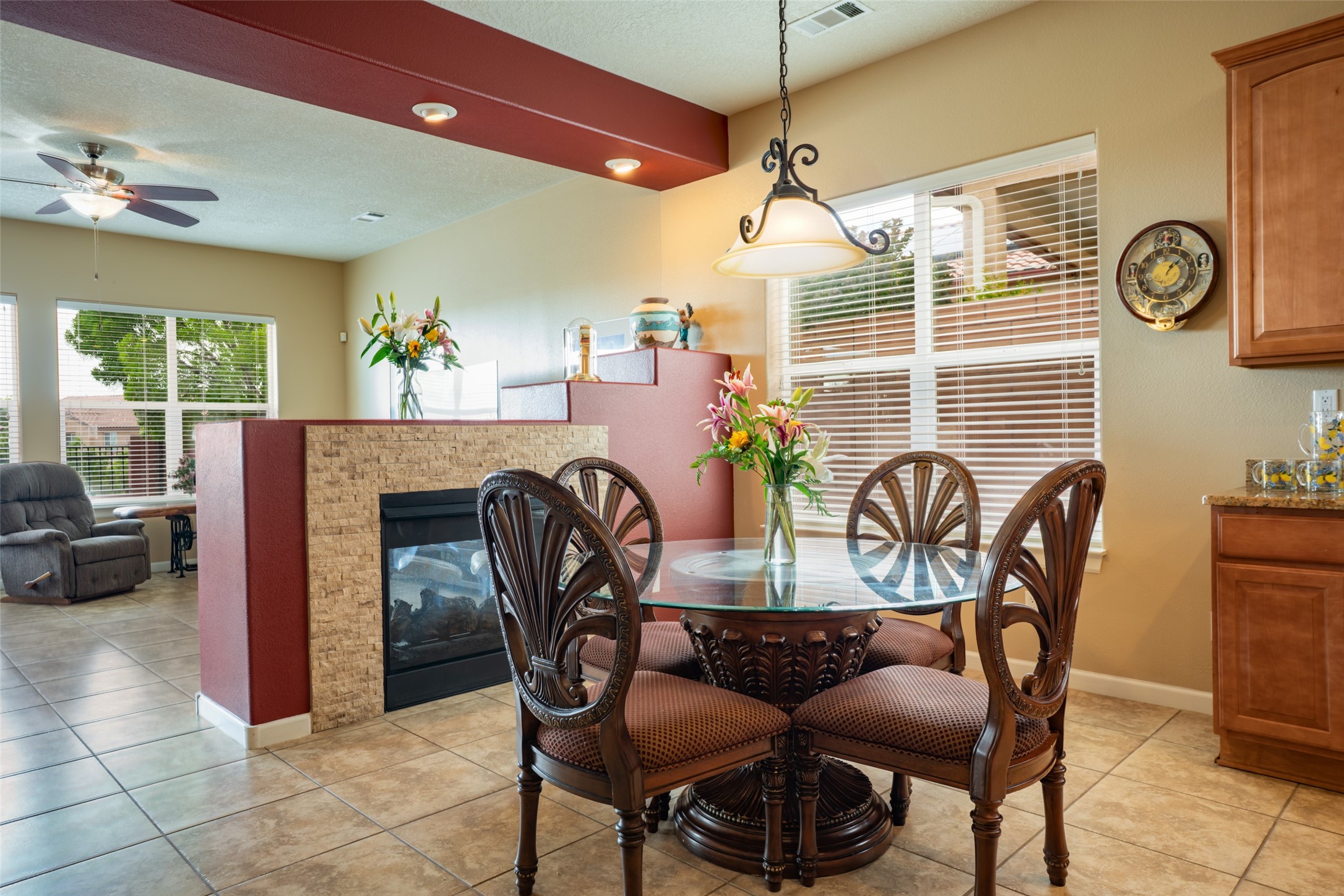 3726 Linda Vista