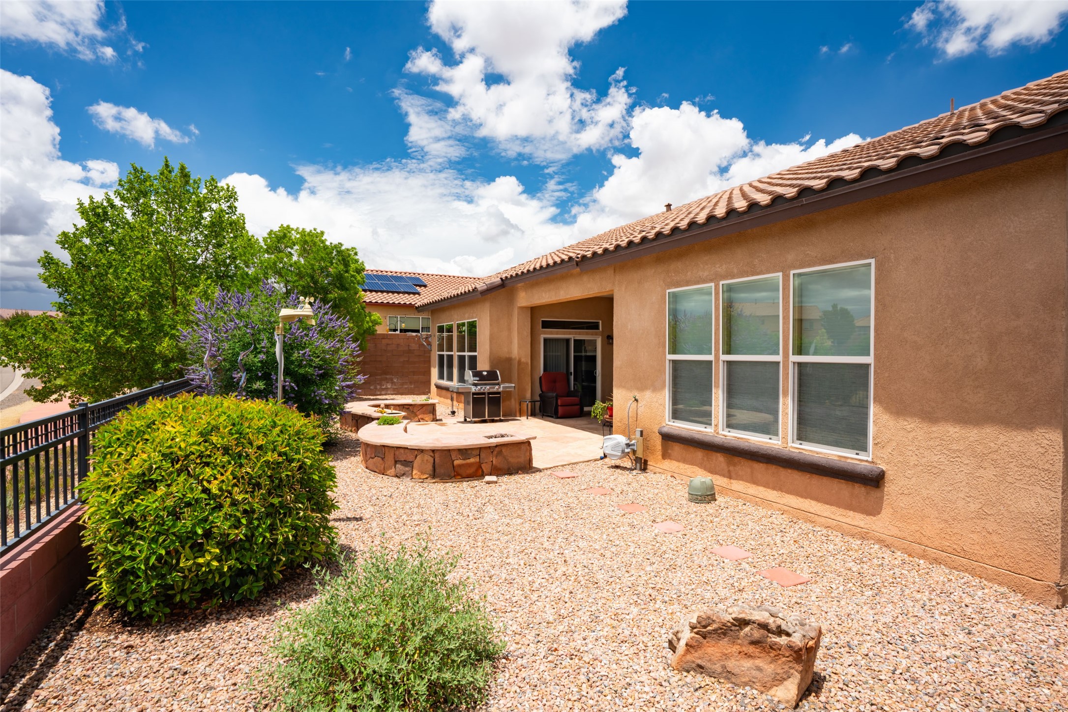 3726 Linda Vista