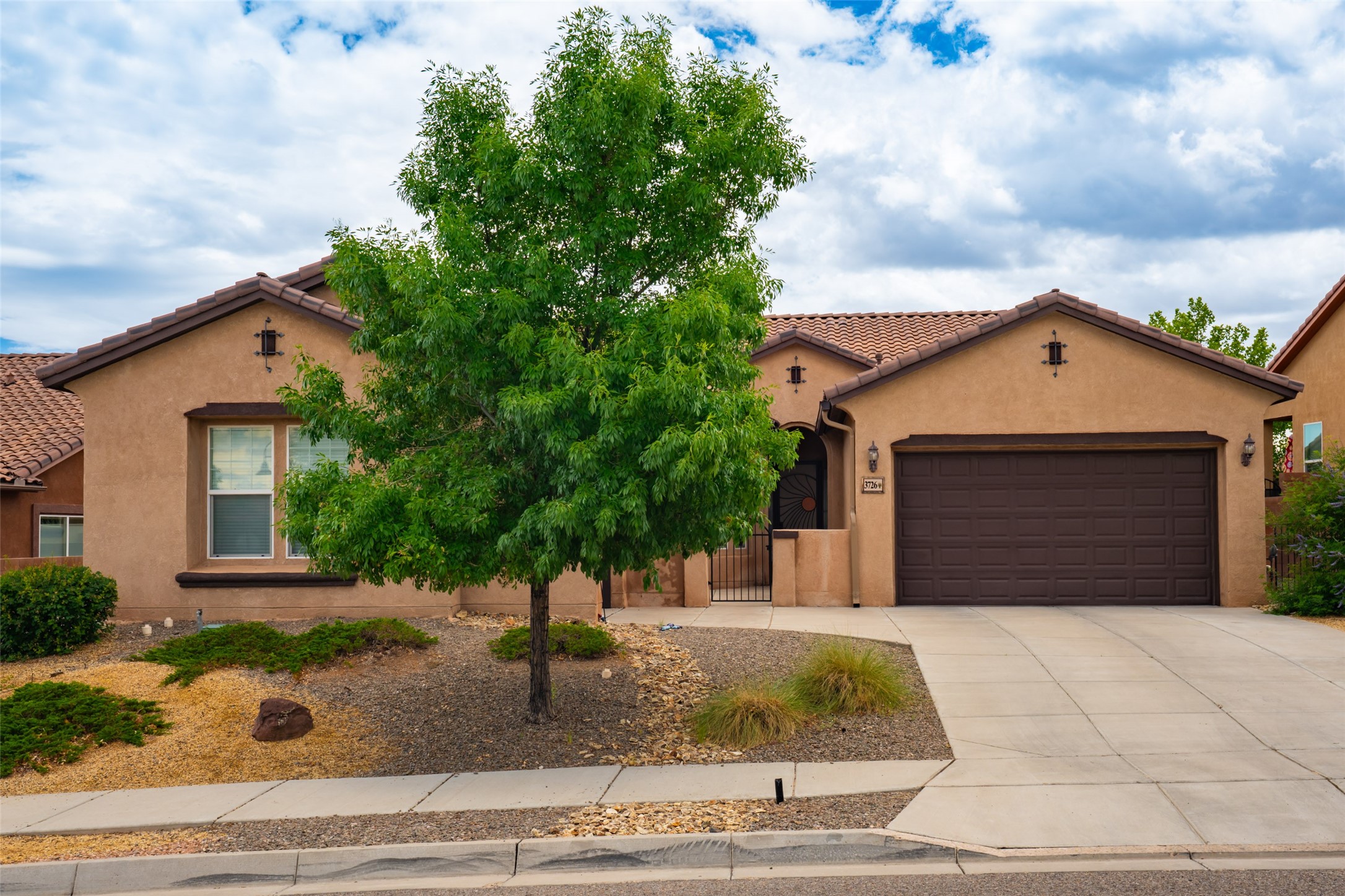 3726 Linda Vista