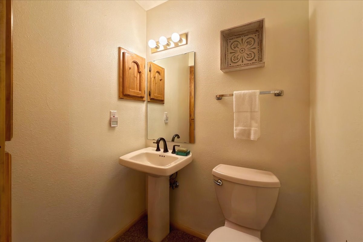 64 Cibola Circle