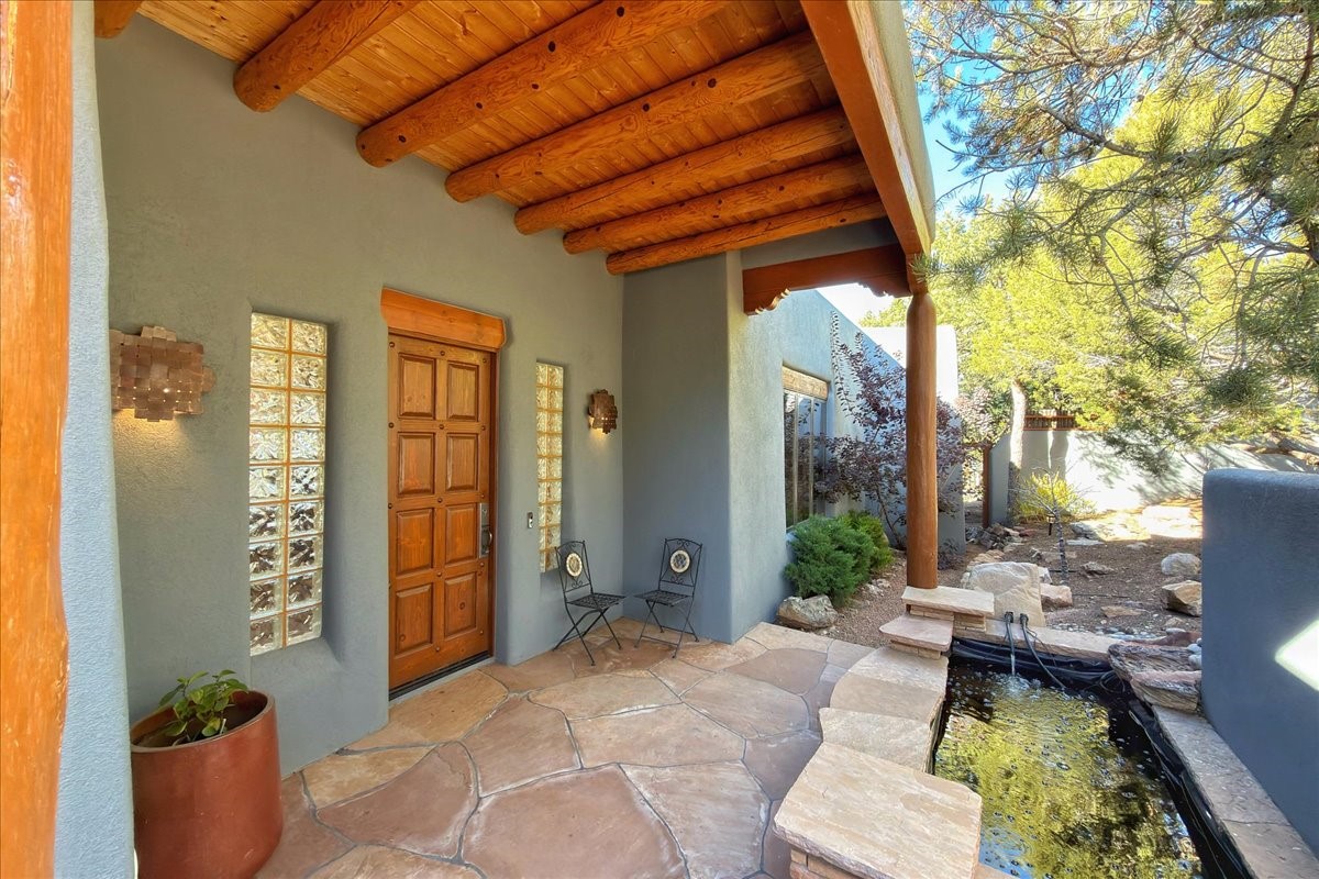 2160 Paseo Iglesias