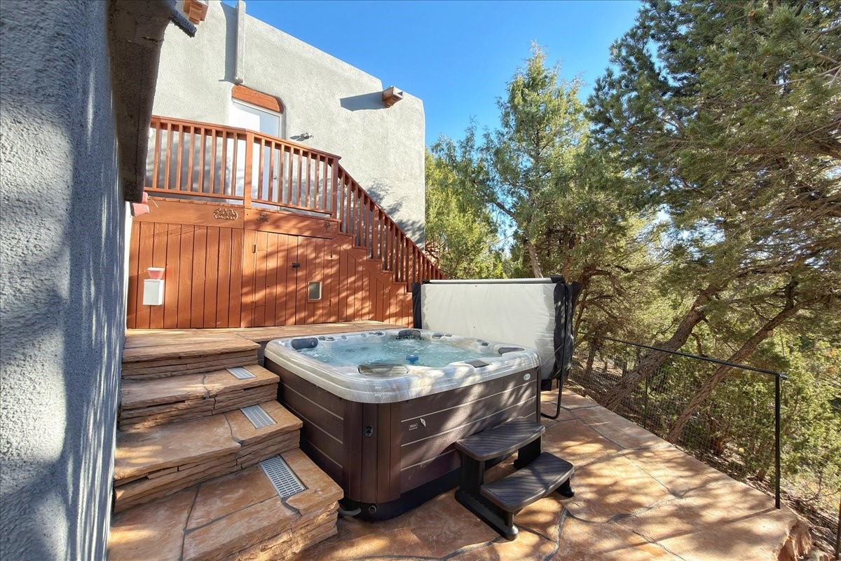2160 Paseo Iglesias