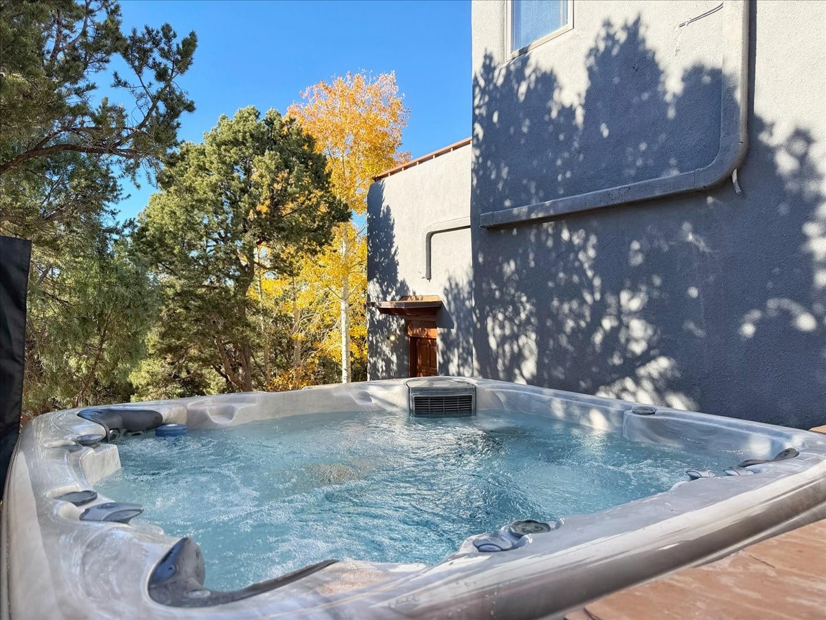 2160 Paseo Iglesias