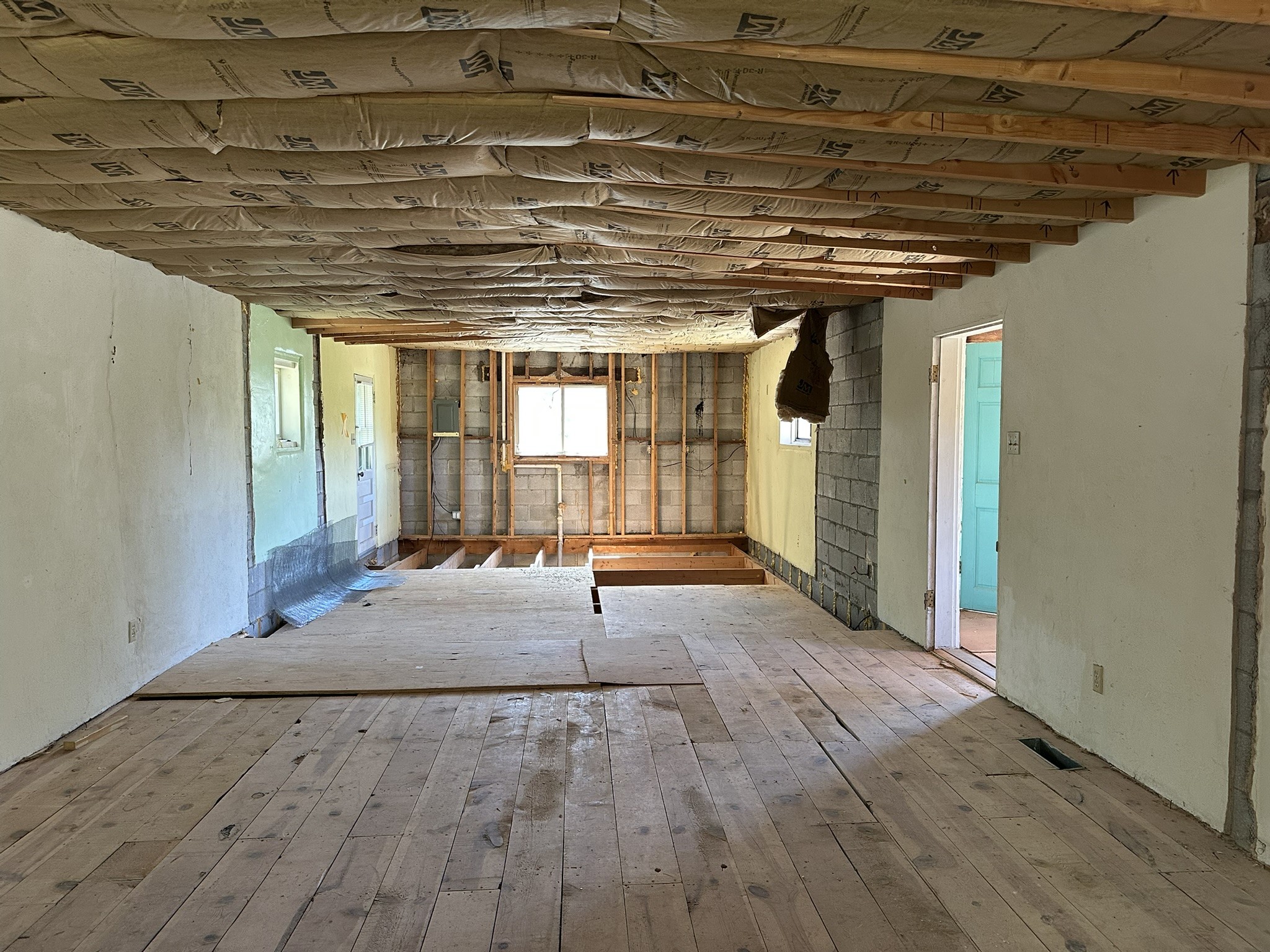 1710 Upper Canyon