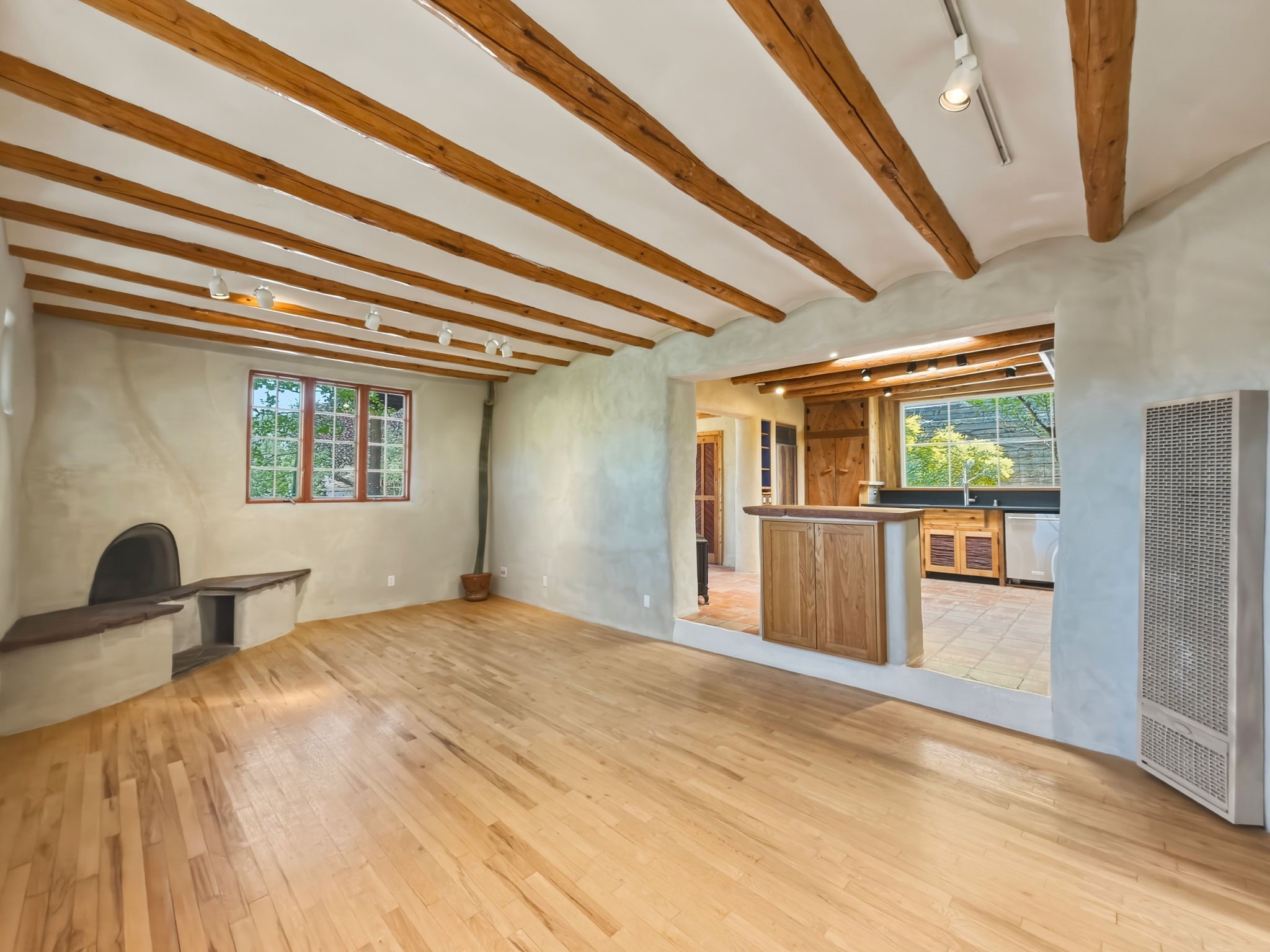 1692 Upper Canyon