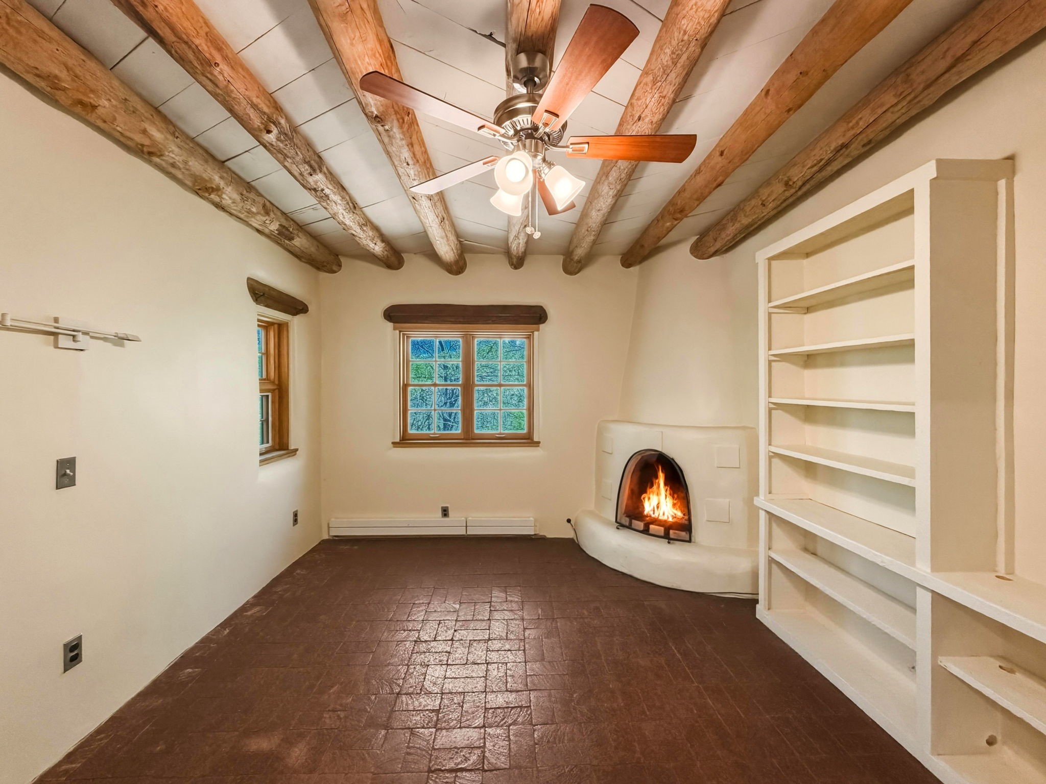 1692 Upper Canyon