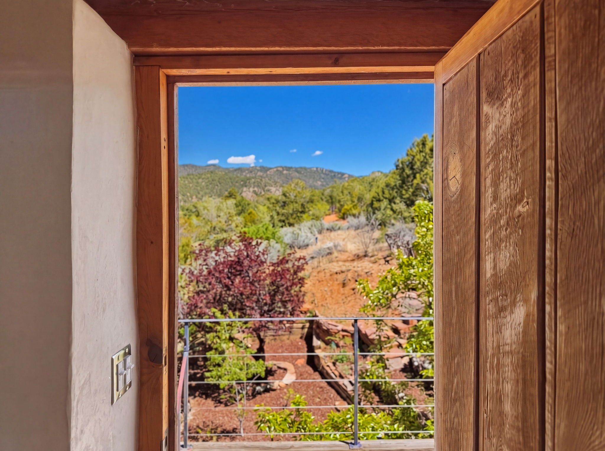 1692 Upper Canyon