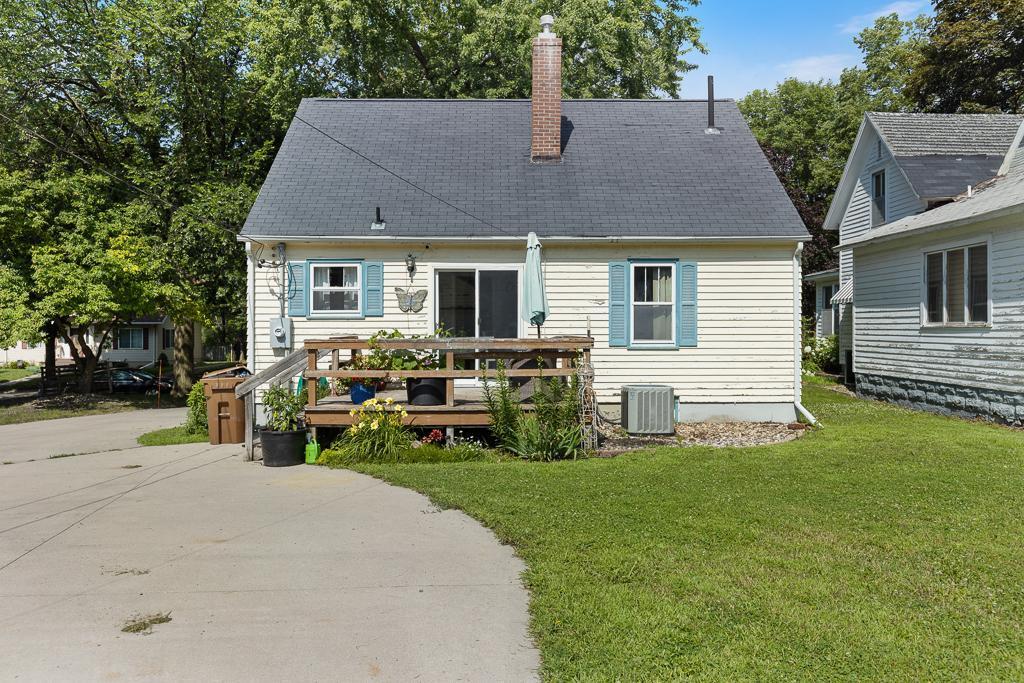 206 S 4th Street