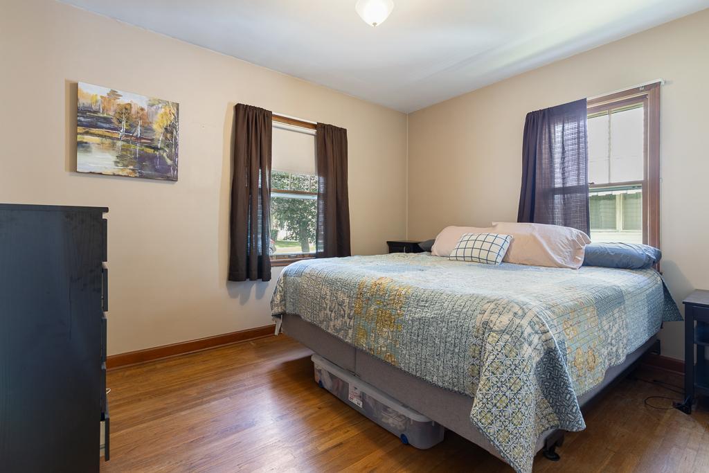 206 S 4th Street
