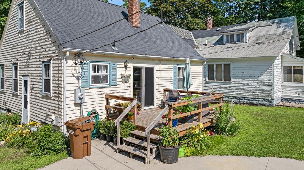 206 S 4th Street