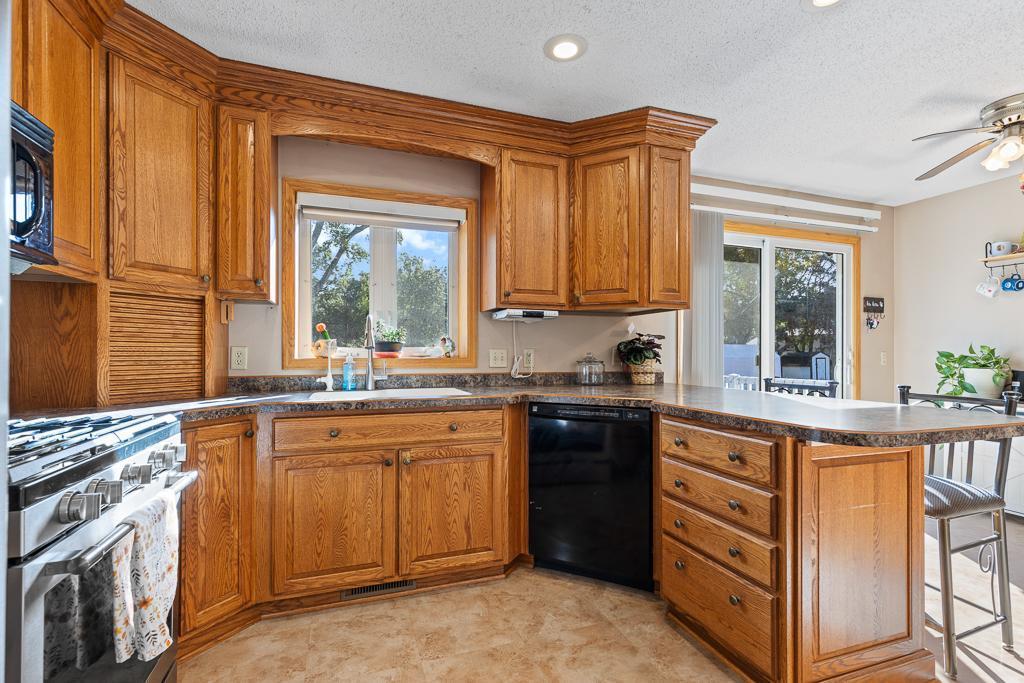 806 Westmar Circle
