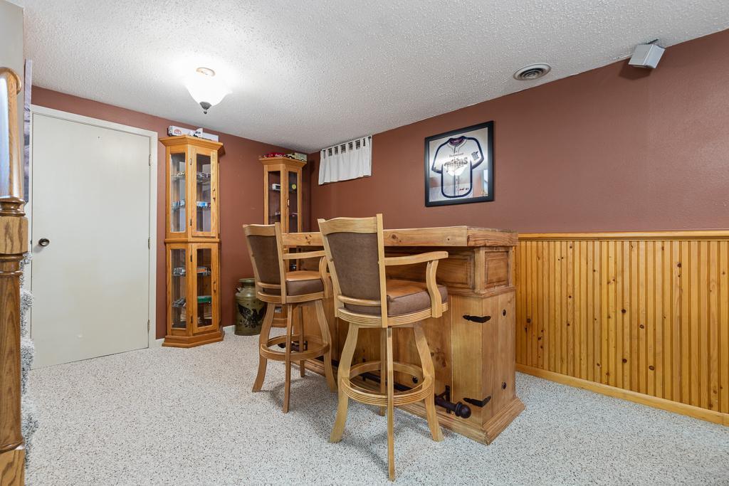 806 Westmar Circle