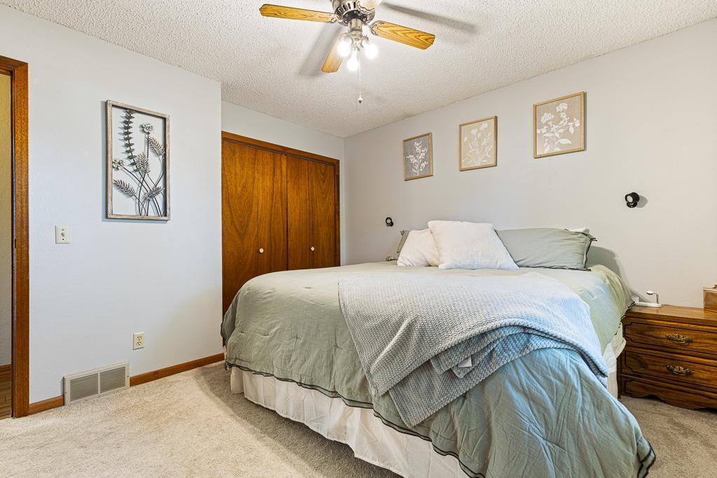 806 Westmar Circle