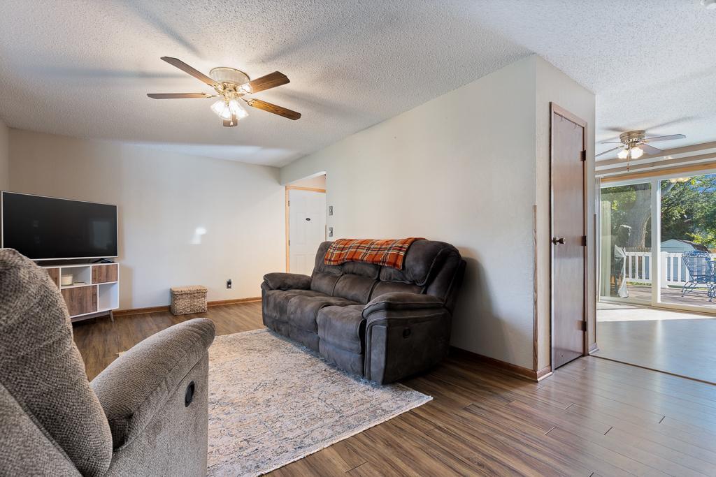 806 Westmar Circle