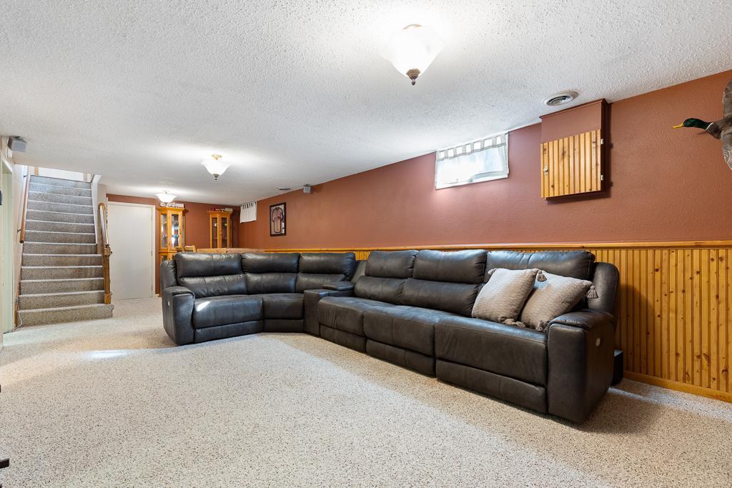 806 Westmar Circle