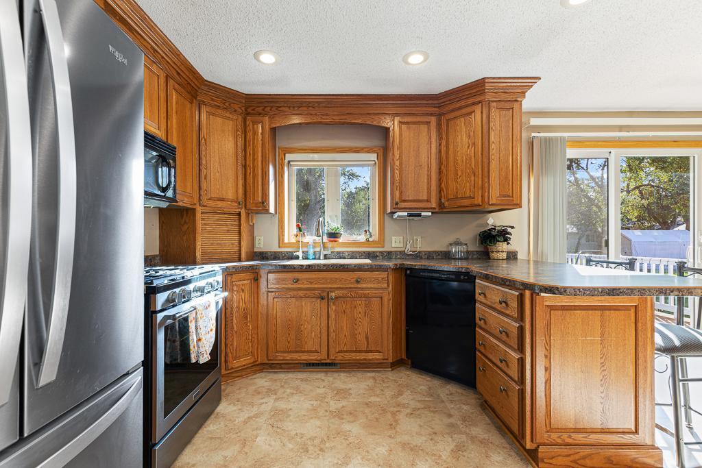 806 Westmar Circle