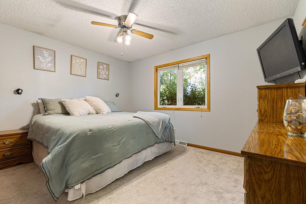 806 Westmar Circle