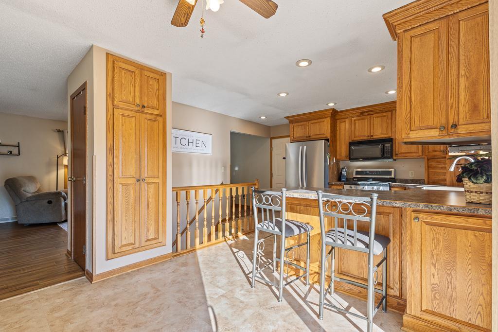 806 Westmar Circle