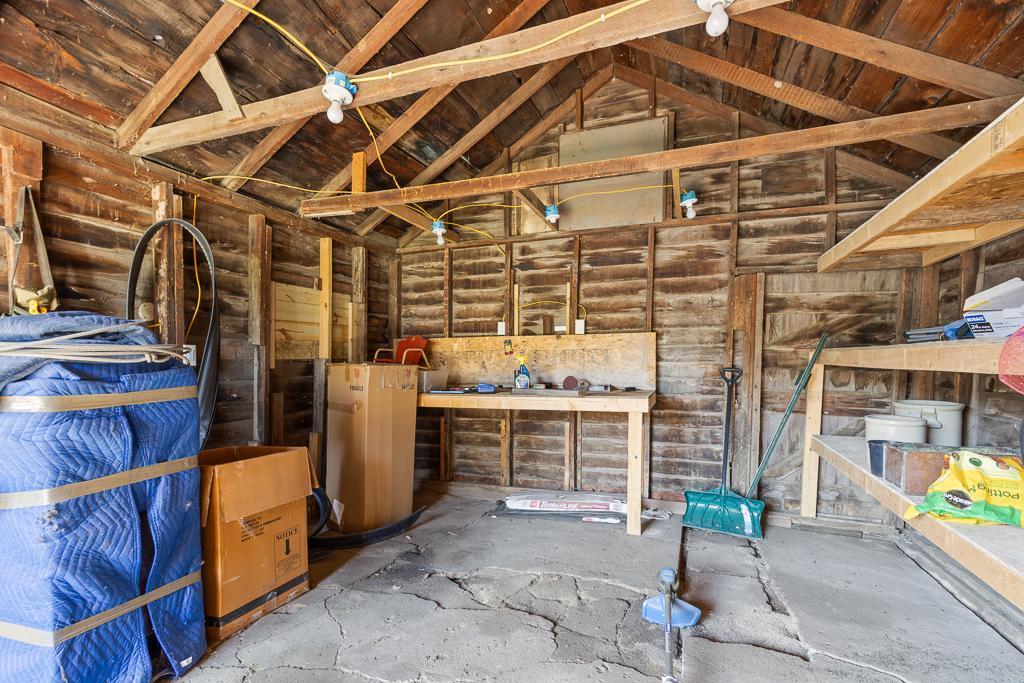 220 Fremont Street S