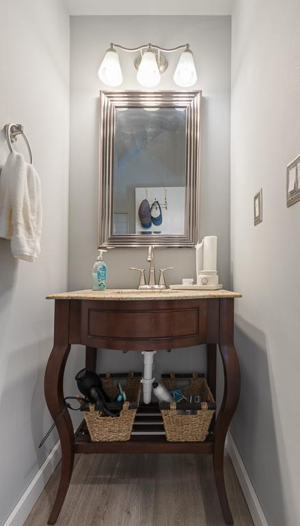 220 Fremont Street S