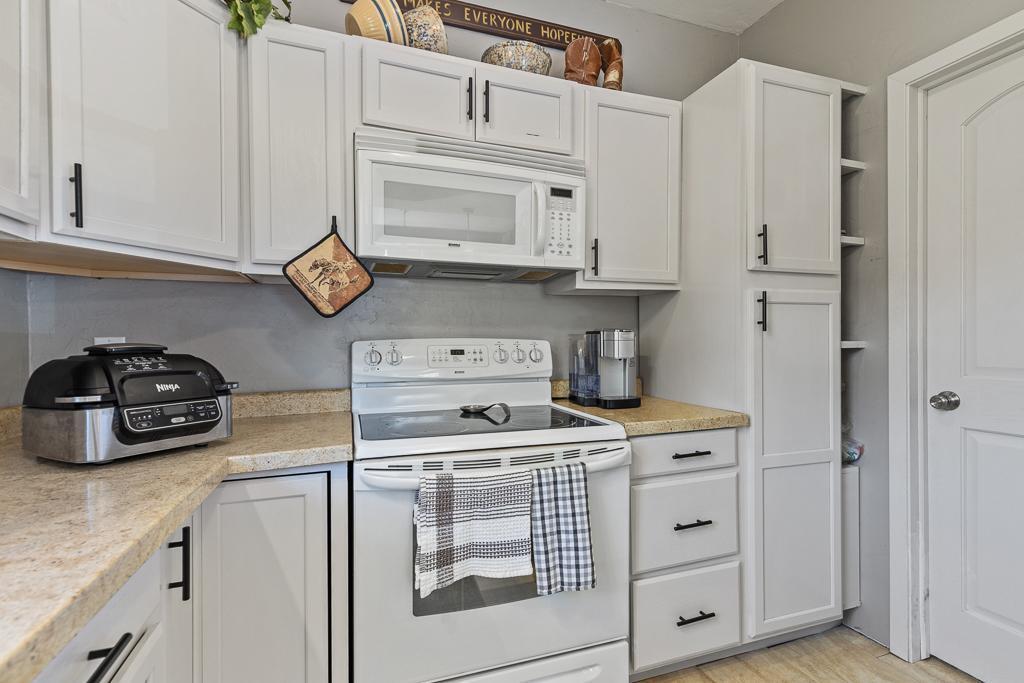 220 Fremont Street S