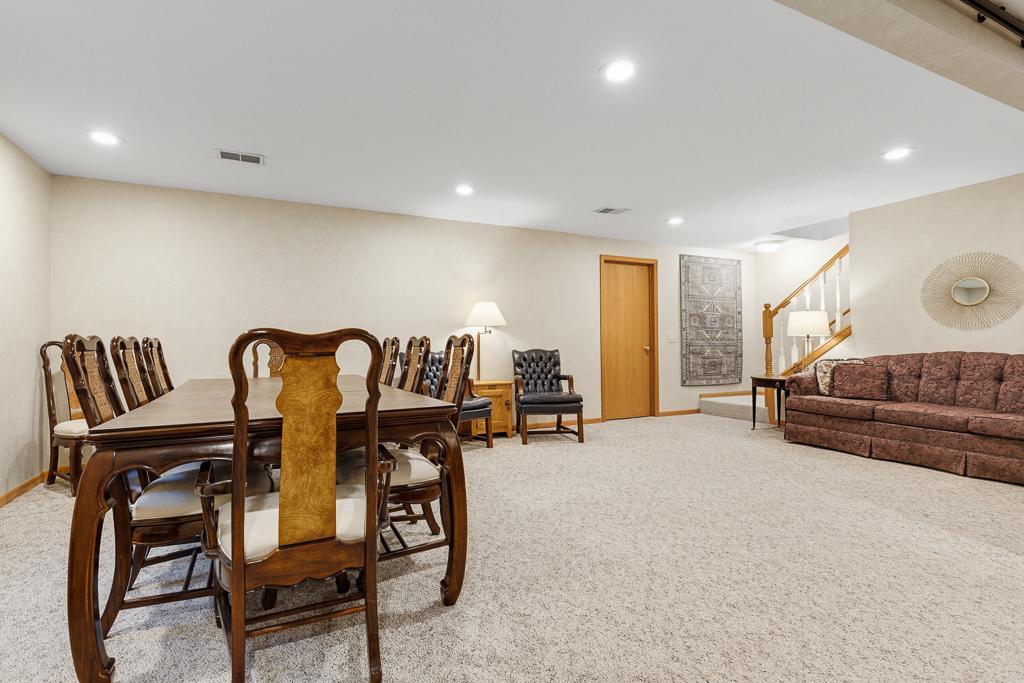 1221 Patricia Court
