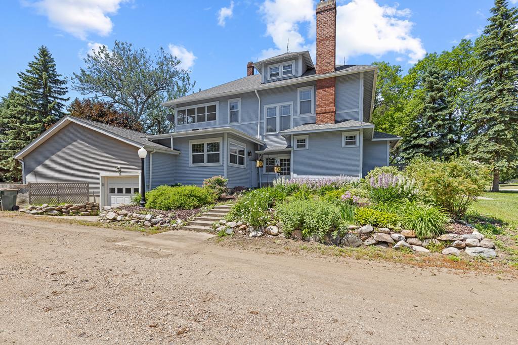 501 E Lyon Street