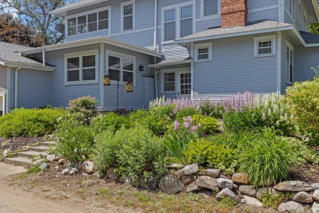501 E Lyon Street