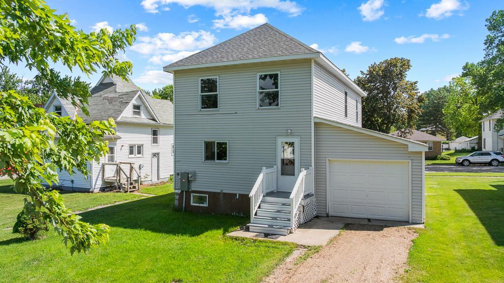 204 1st Street