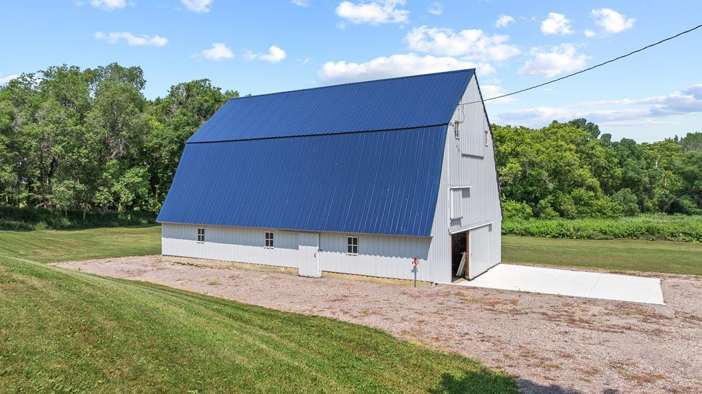 2615 210th Avenue