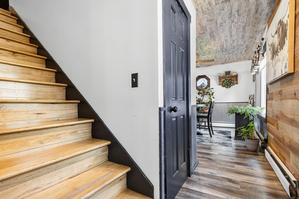 231 4th Street