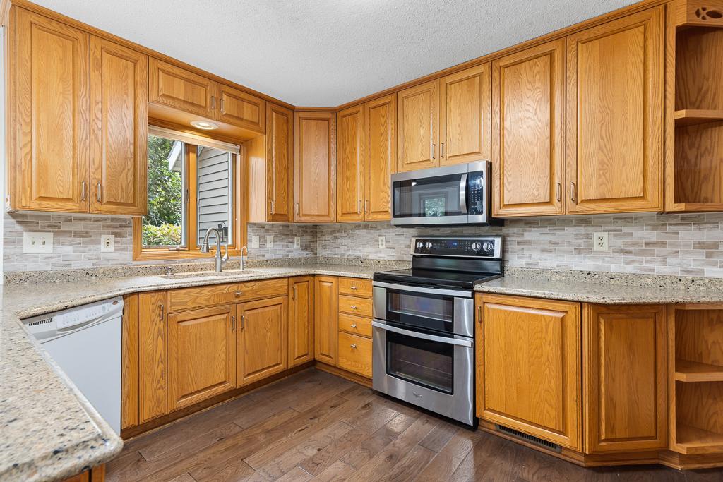 1203 Parkside Drive