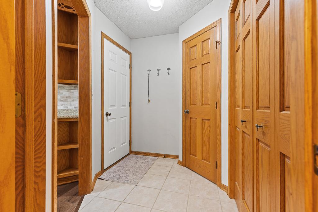 1203 Parkside Drive