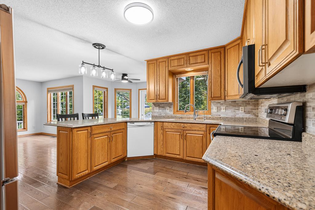 1203 Parkside Drive