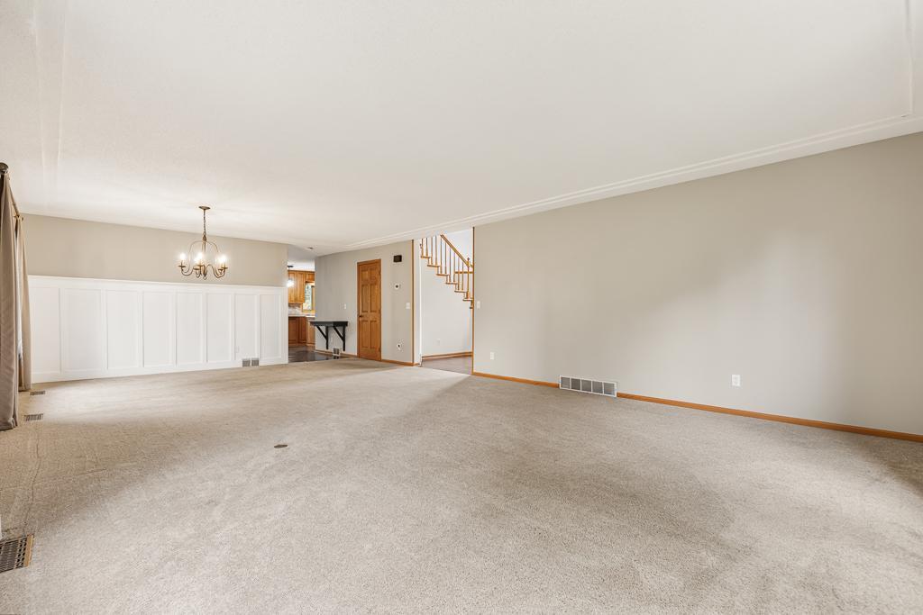 1203 Parkside Drive