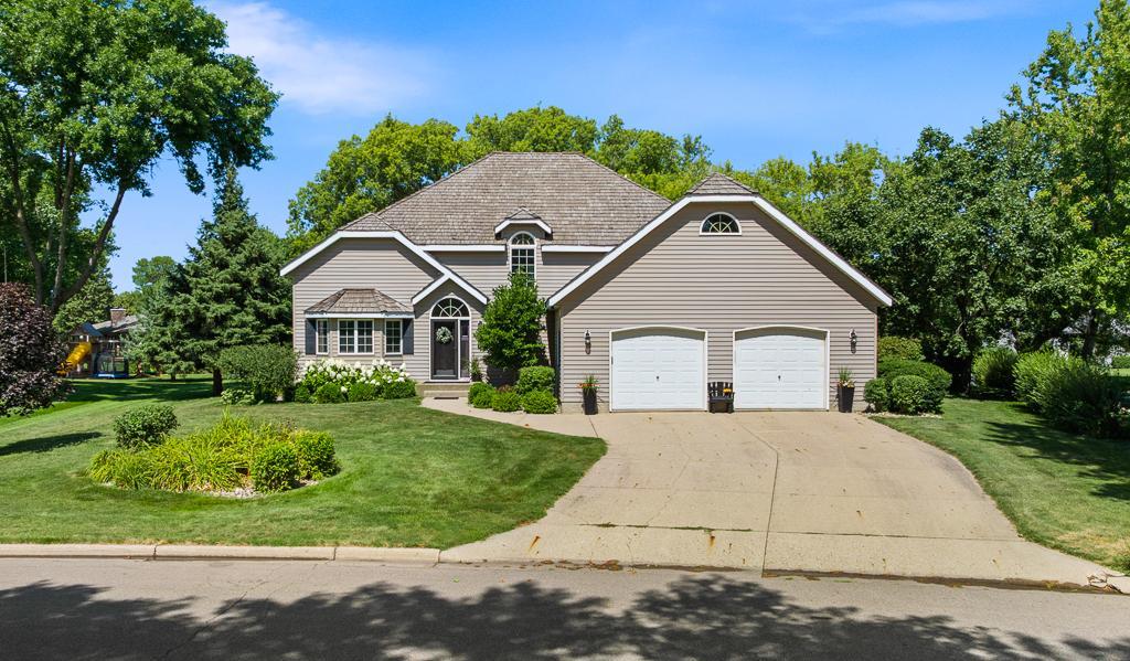 1203 Parkside Drive