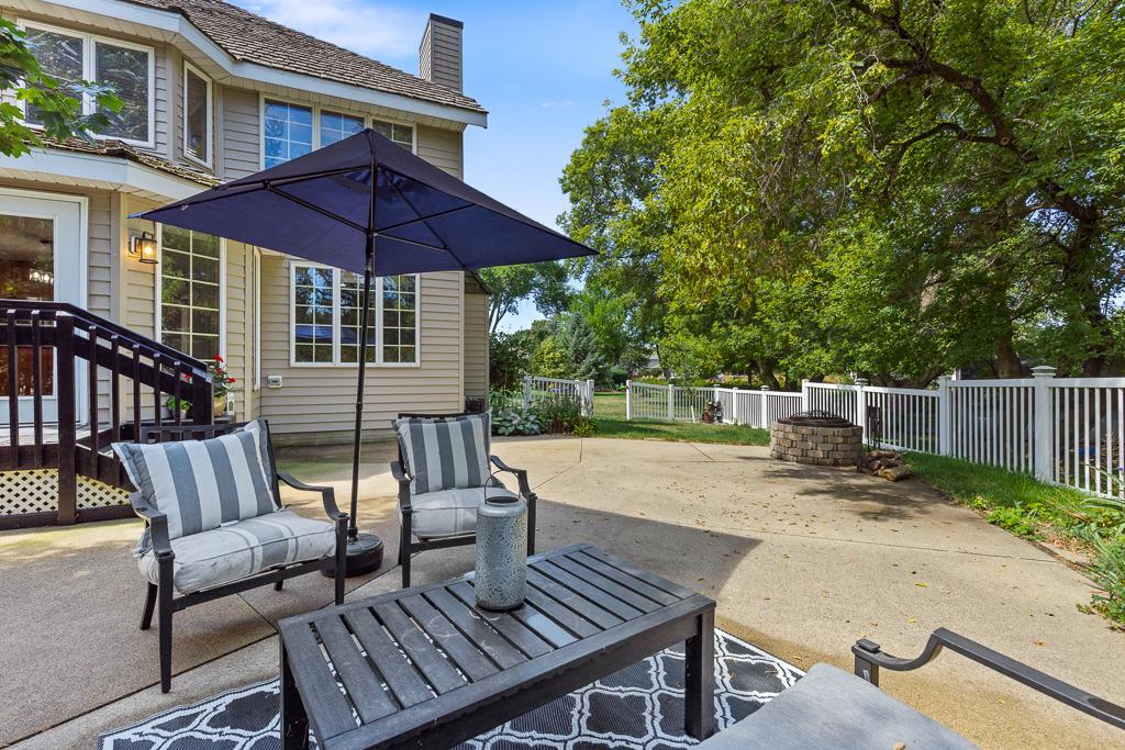 1203 Parkside Drive