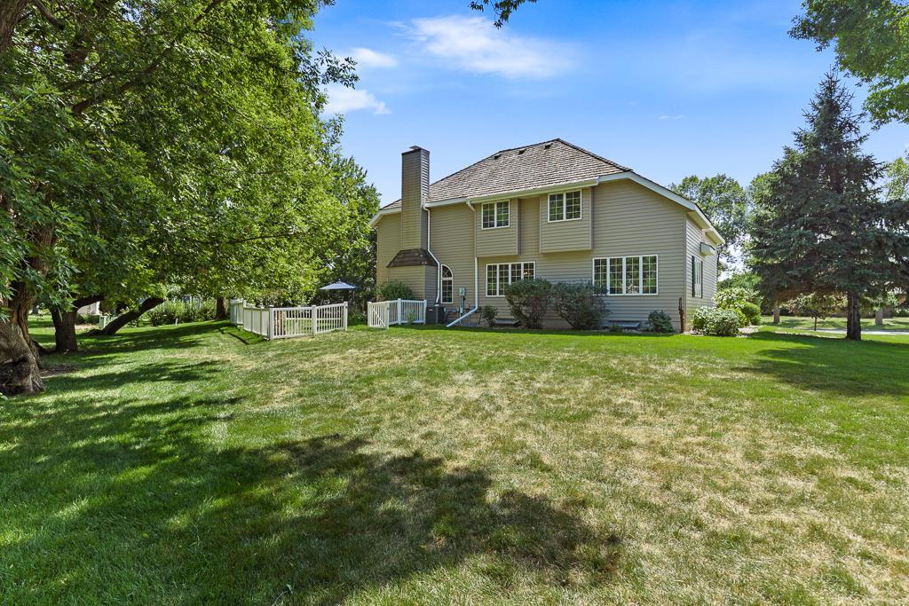 1203 Parkside Drive