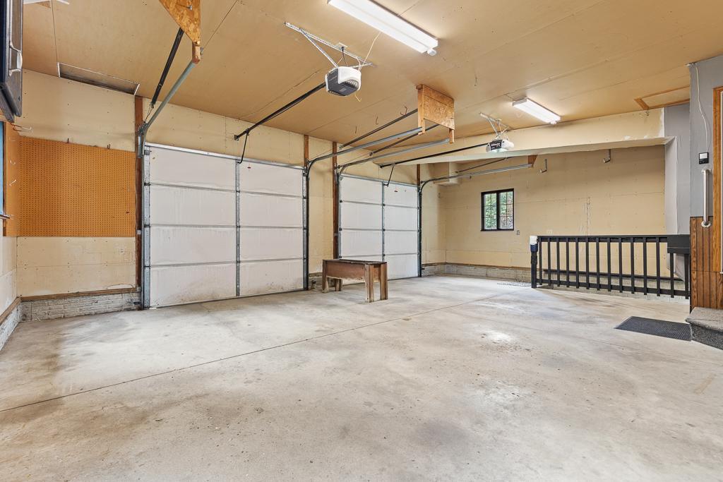 1203 Parkside Drive