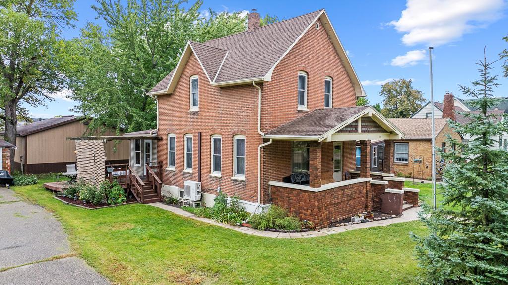 103 N Mcgoudy Street