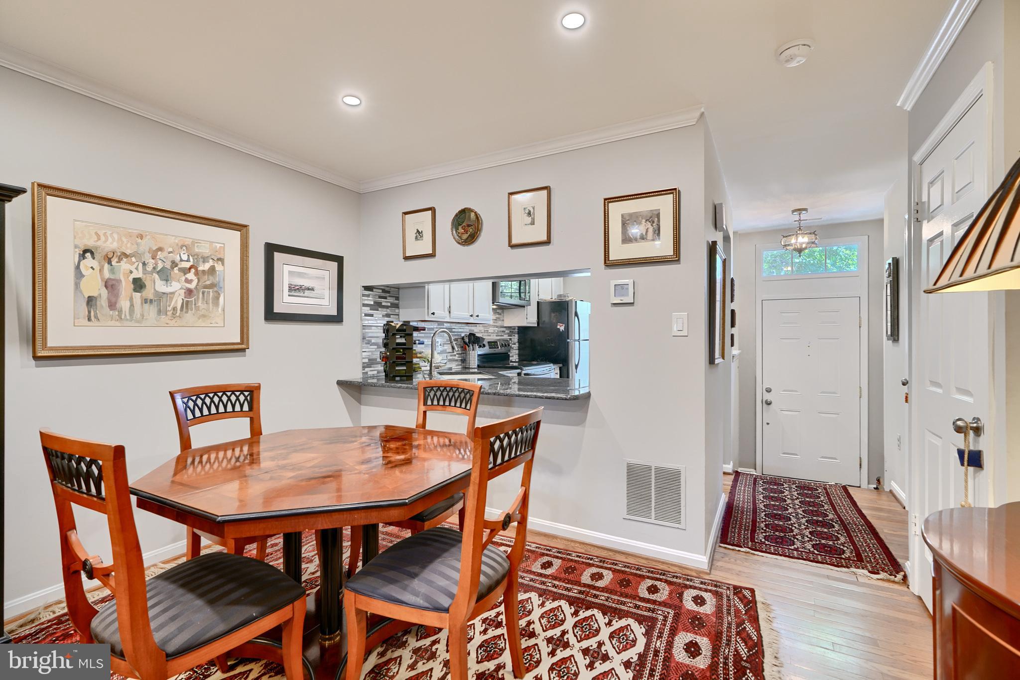 1206 S STREEPER STREET